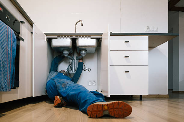 Professional Leak Detection technician working in Combined Locks, WI